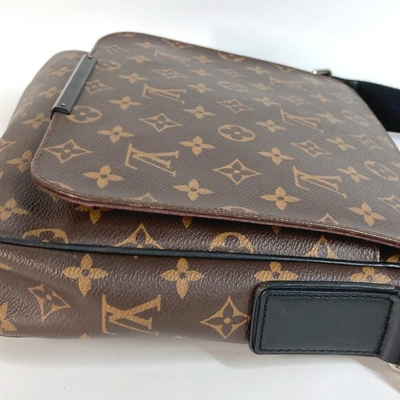 LOUIS VUITTON M40935 MonogramMacassar District PM Messenger Bag Shoulder Bag - Picture 6 of 16